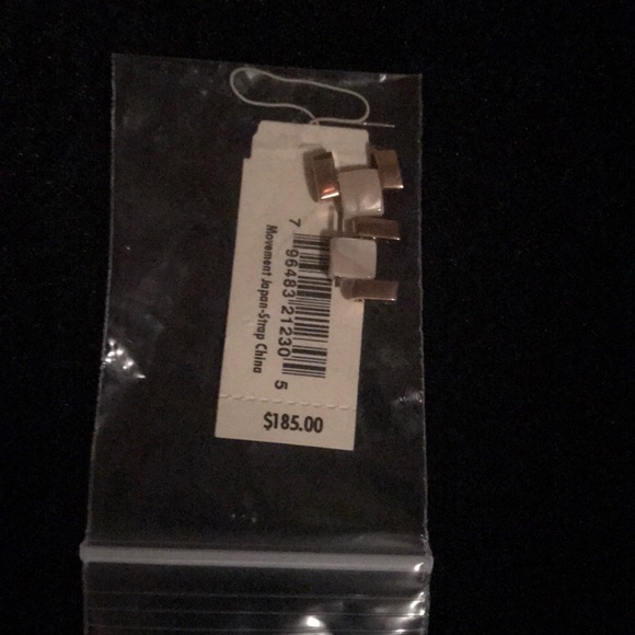 Watch - Picture 6 of 6